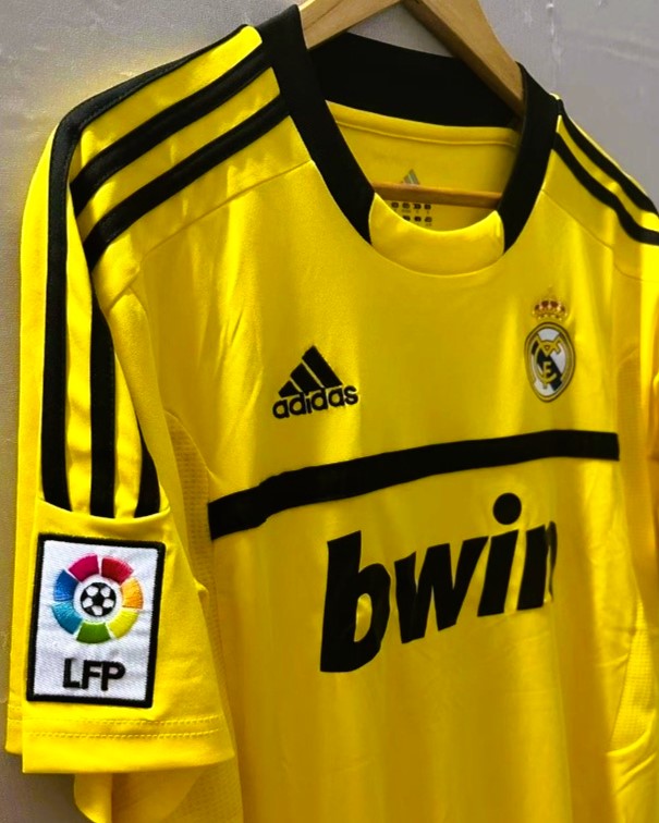Camiseta Retro CASILLAS IKER 2011-12 Real Madrid