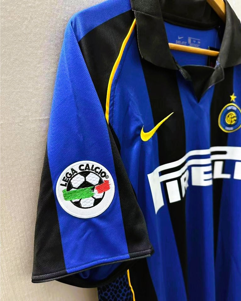 Camiseta Retro VIERI CHRISTIAN 2001-02 Inter de Milan