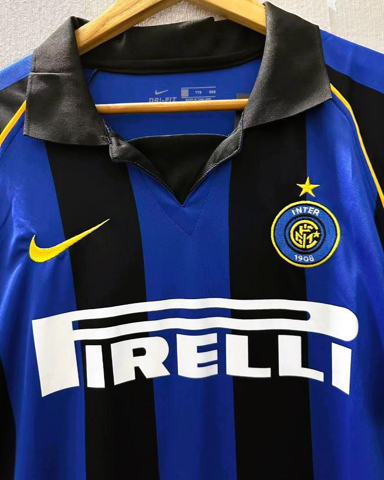 Camiseta Retro VIERI CHRISTIAN 2001-02 Inter de Milan