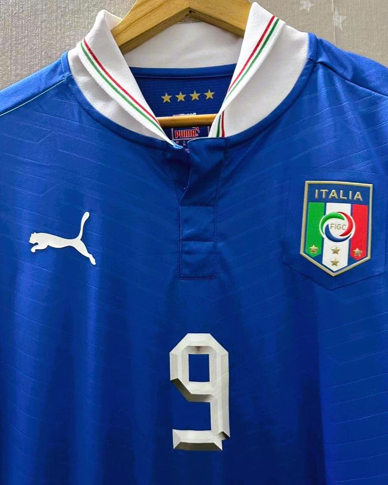 Camiseta Retro BALOTELLI MARIO 2012-13 Italia