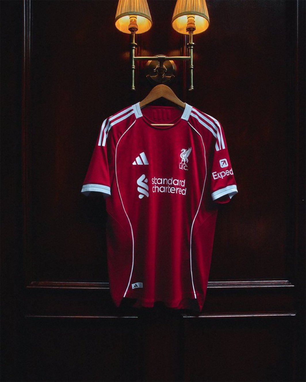 Camiseta Liverpool Local - 2025/26