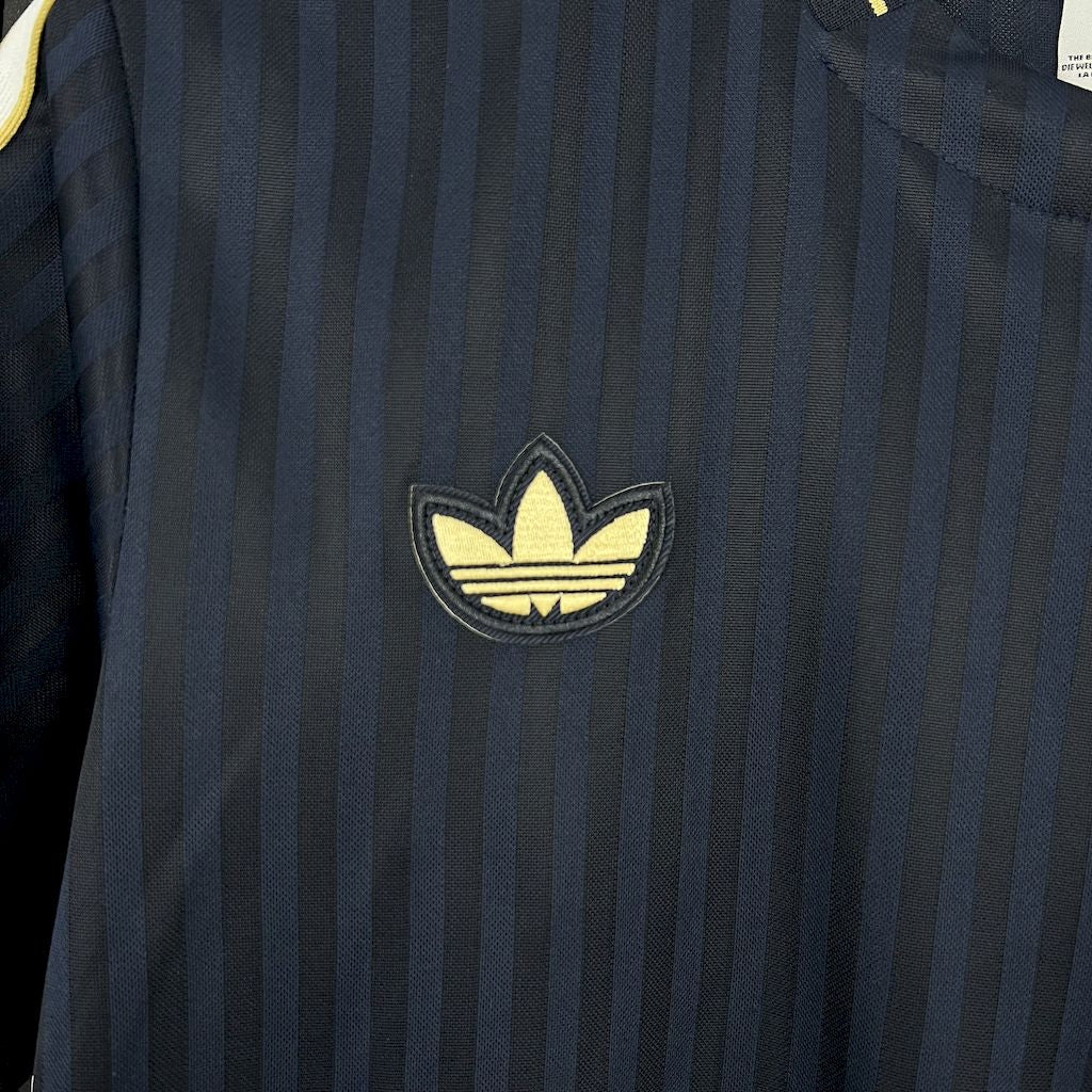 Camiseta Juventus Terrace Icons 25/26 S-XXL