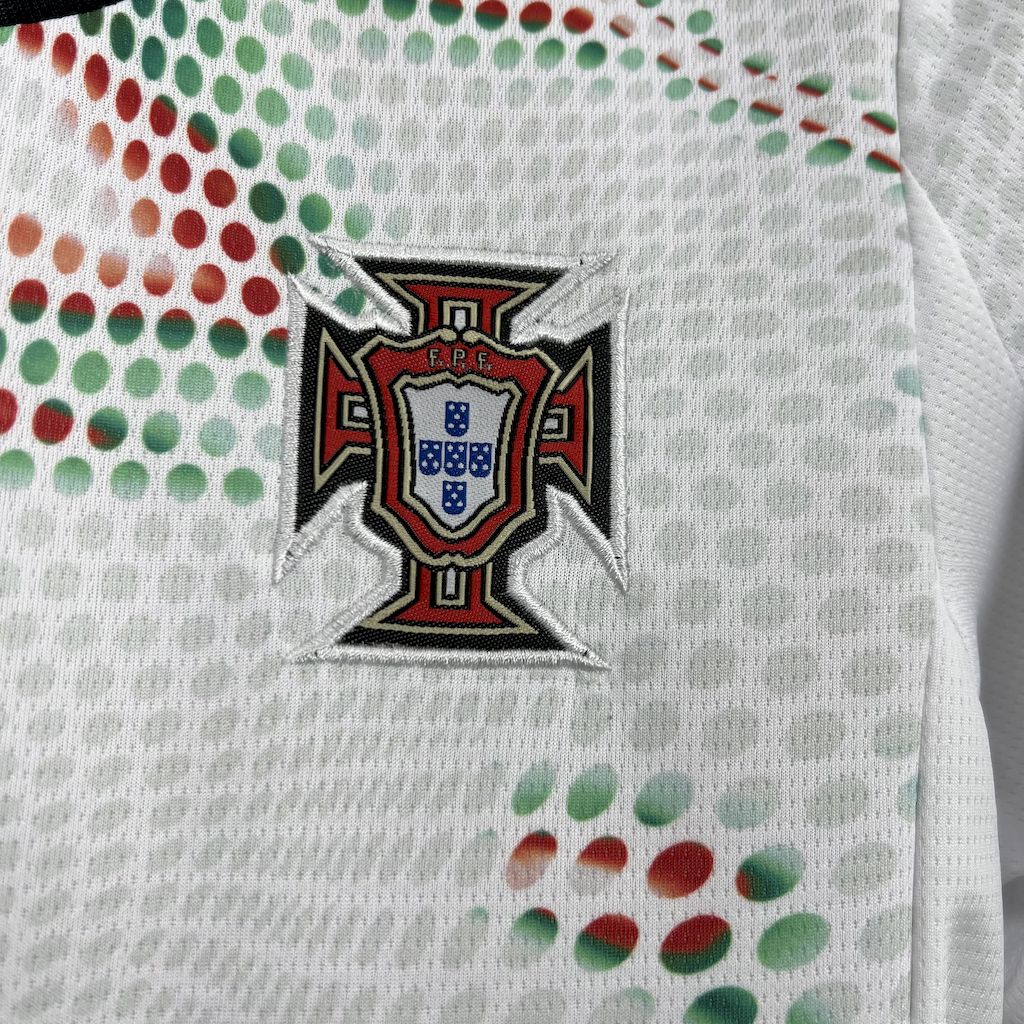 Equipación Visitante Niño Portugal 25/26