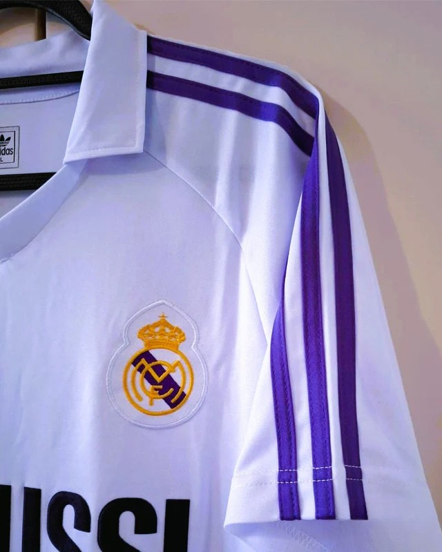 Camiseta Retro EMILIO BUTRAGUEÑO 1985-86 Real Madrid