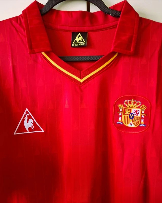 Camiseta Retro EMILIO BUTRAGUEÑO 1990-91 España