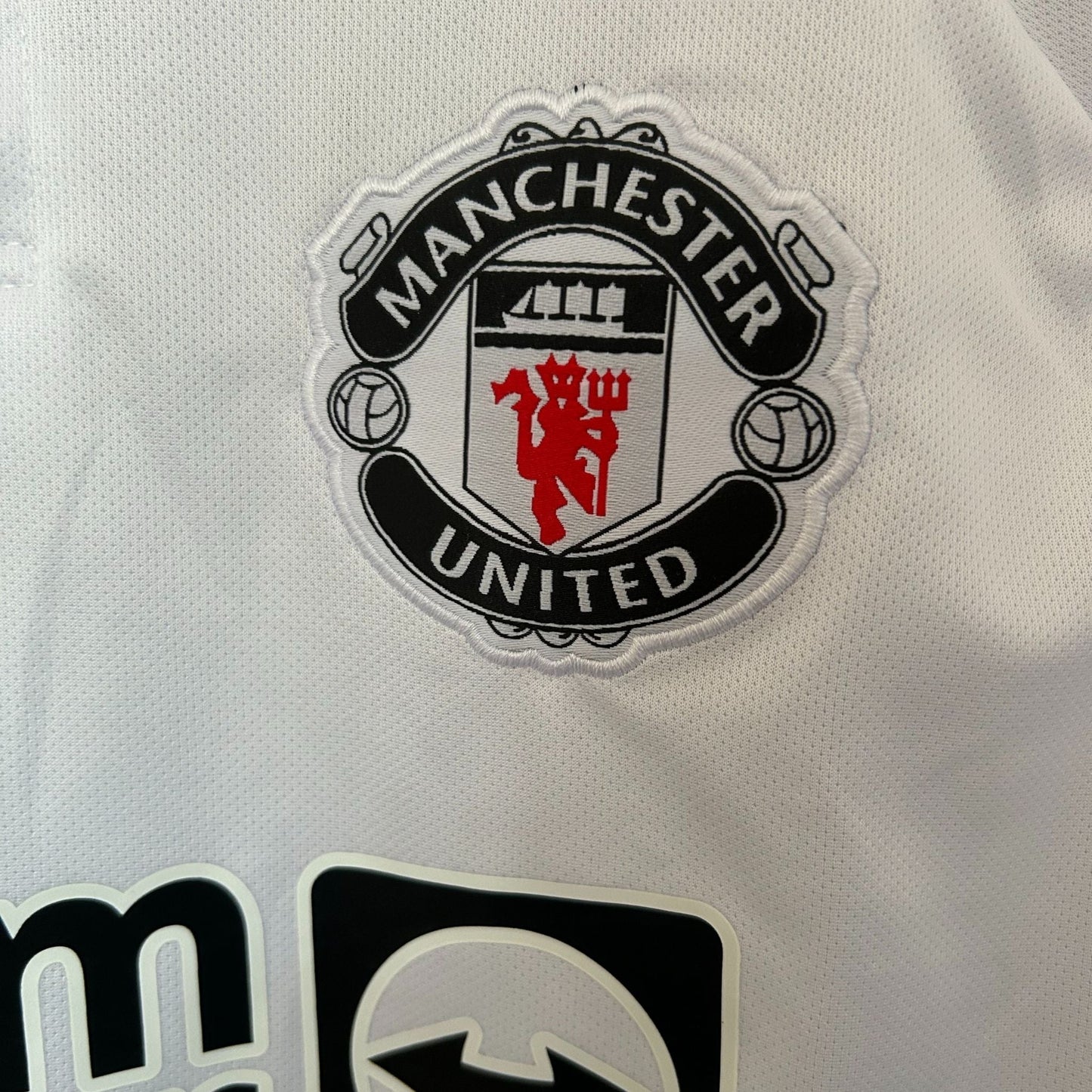 Camiseta Manchester United "Old Trafford Bloom" Ed. Especial