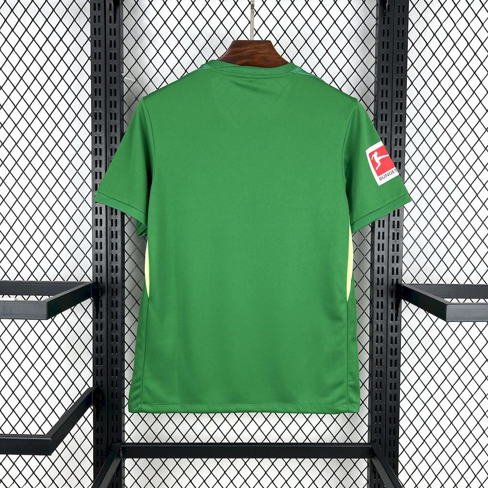 Camiseta Local Wolfsburgo 25/26