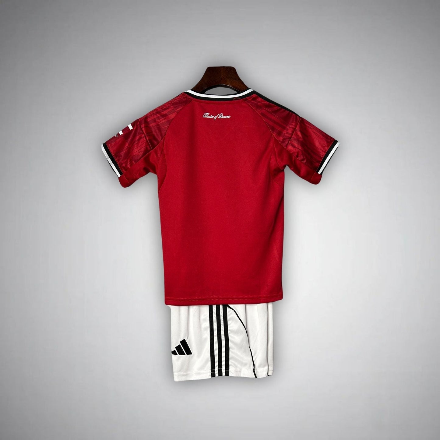 Kit Manchester United Local Niños 2025/26