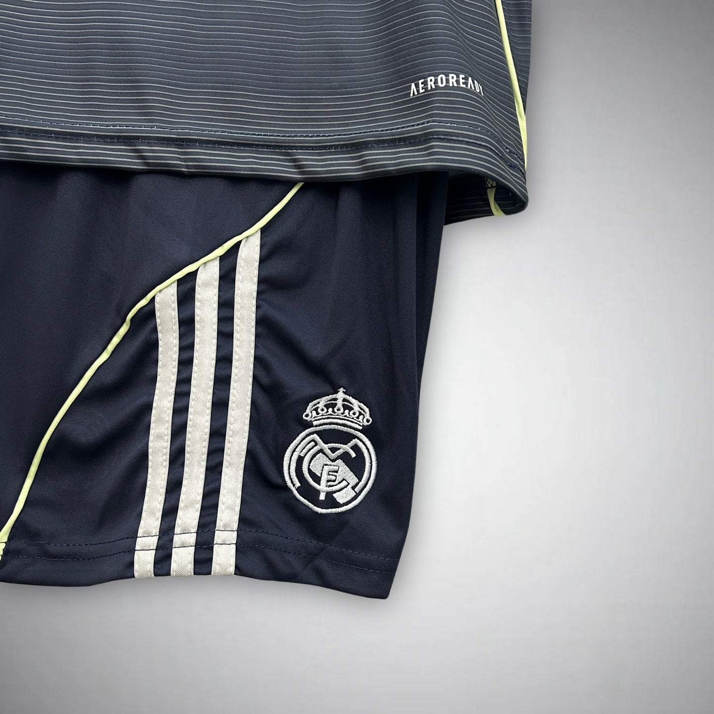 Camiseta Real Madrid Visitante Niños 2025/26