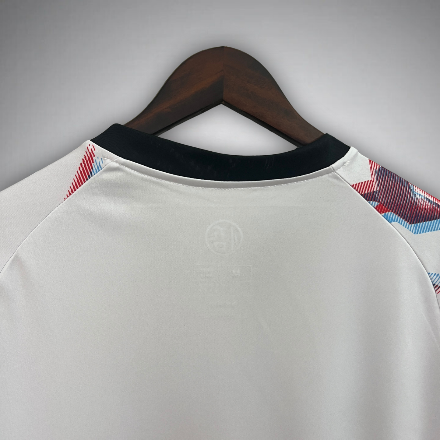 Camiseta Japon "Mini Goku" Ed. Especial
