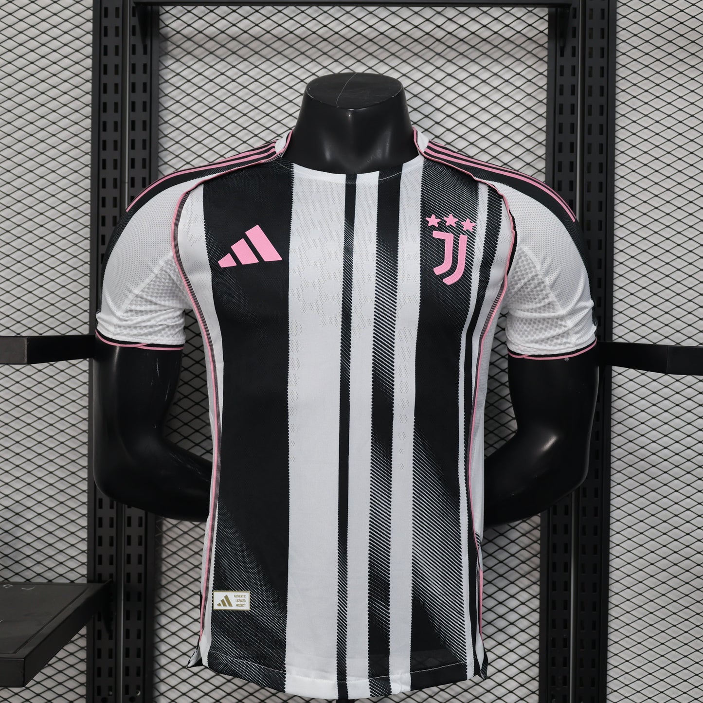 Camiseta Local Juventus Versión Jugador 25/26