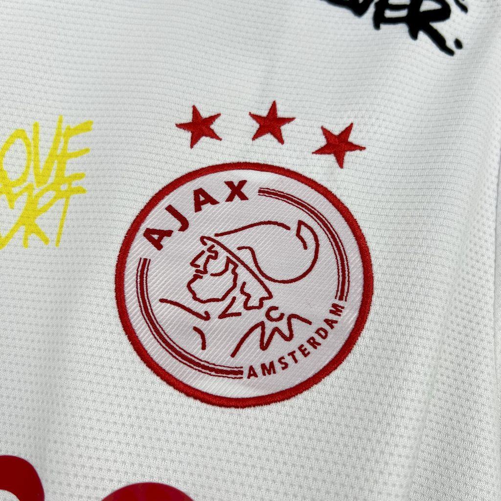 Camiseta Ajax Edición Bob Marley 25/26
