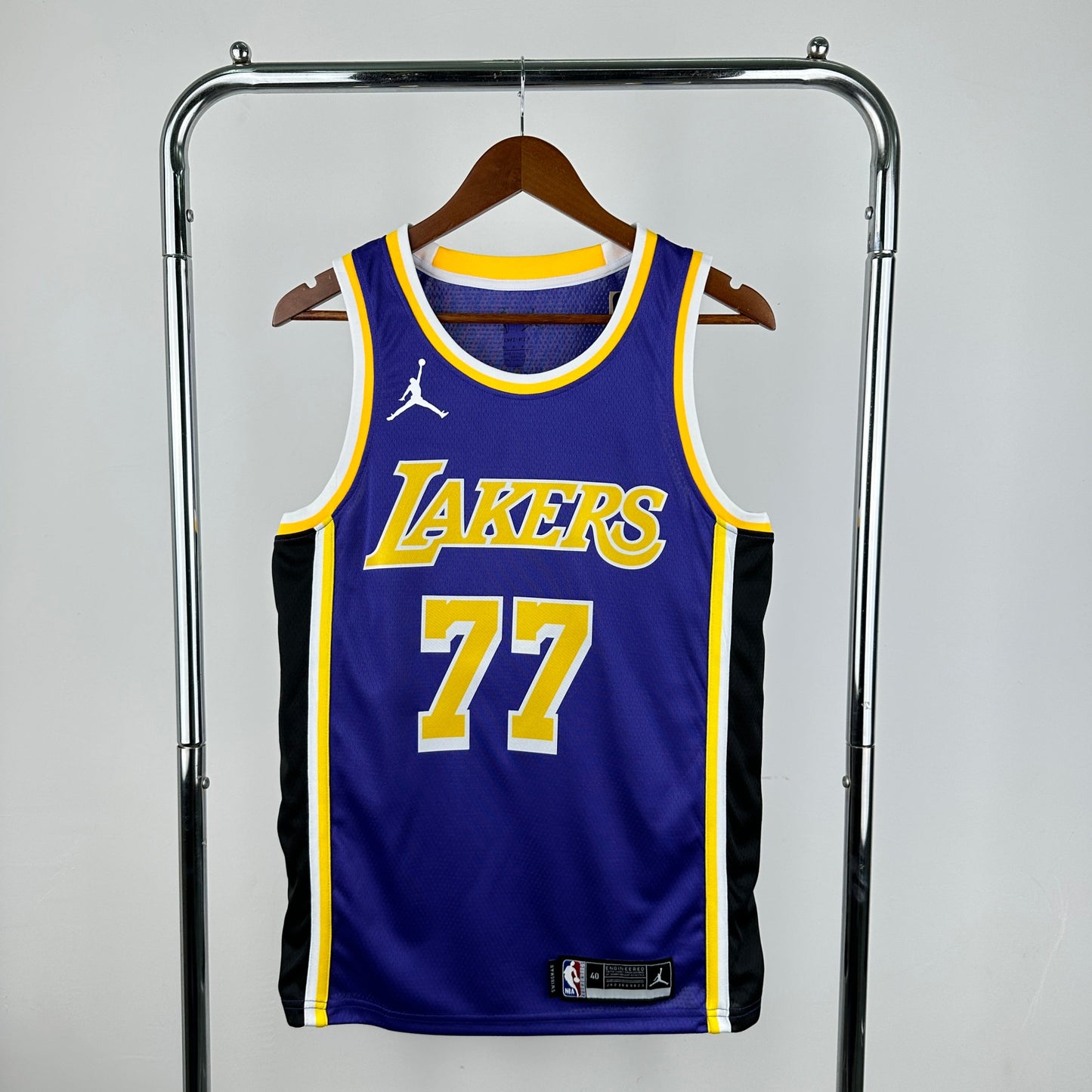 Los Angeles Lakers Alternativa 24/25