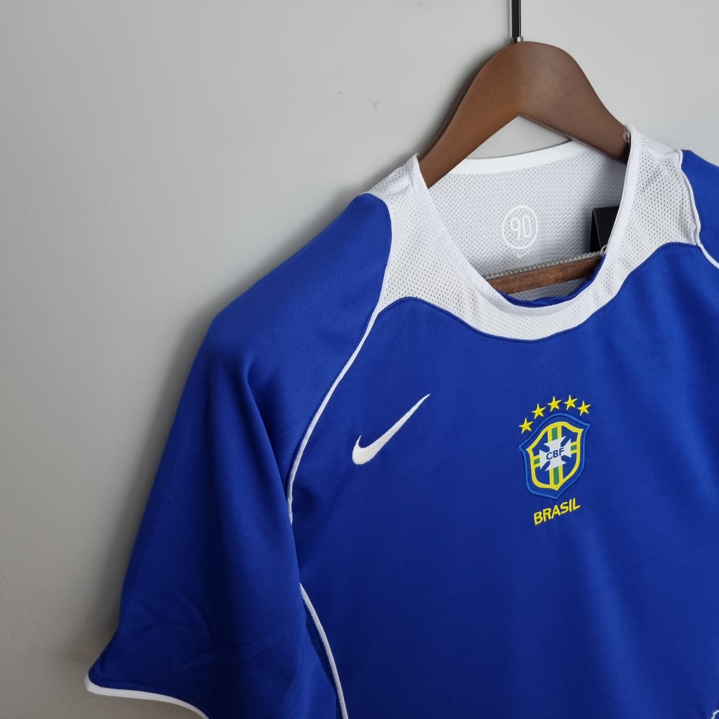 Camiseta Brasil alternativa Retro 2004/2005