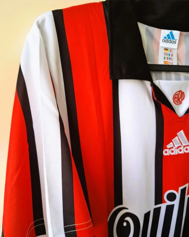 Camiseta Retro PABLO AIMAR 1999-00 River Plate