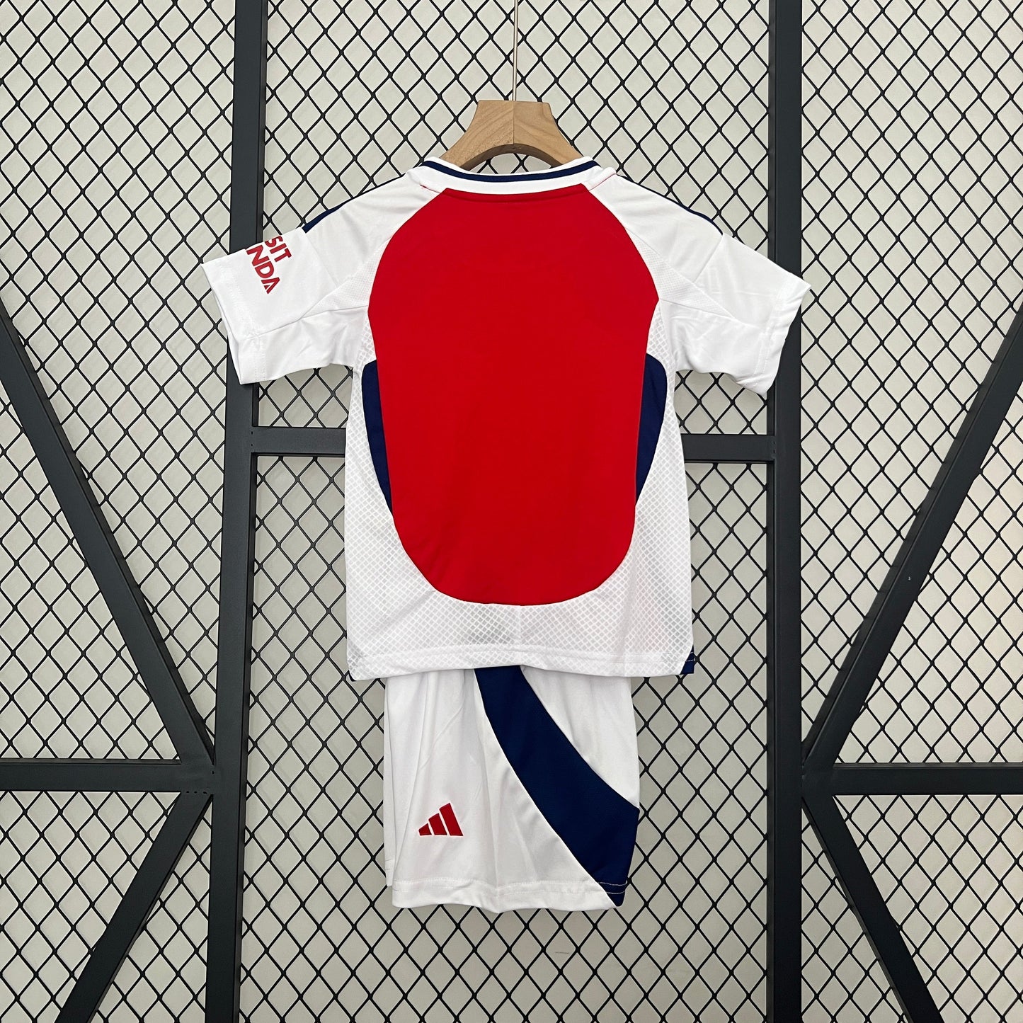 Kit Niño Arsenal