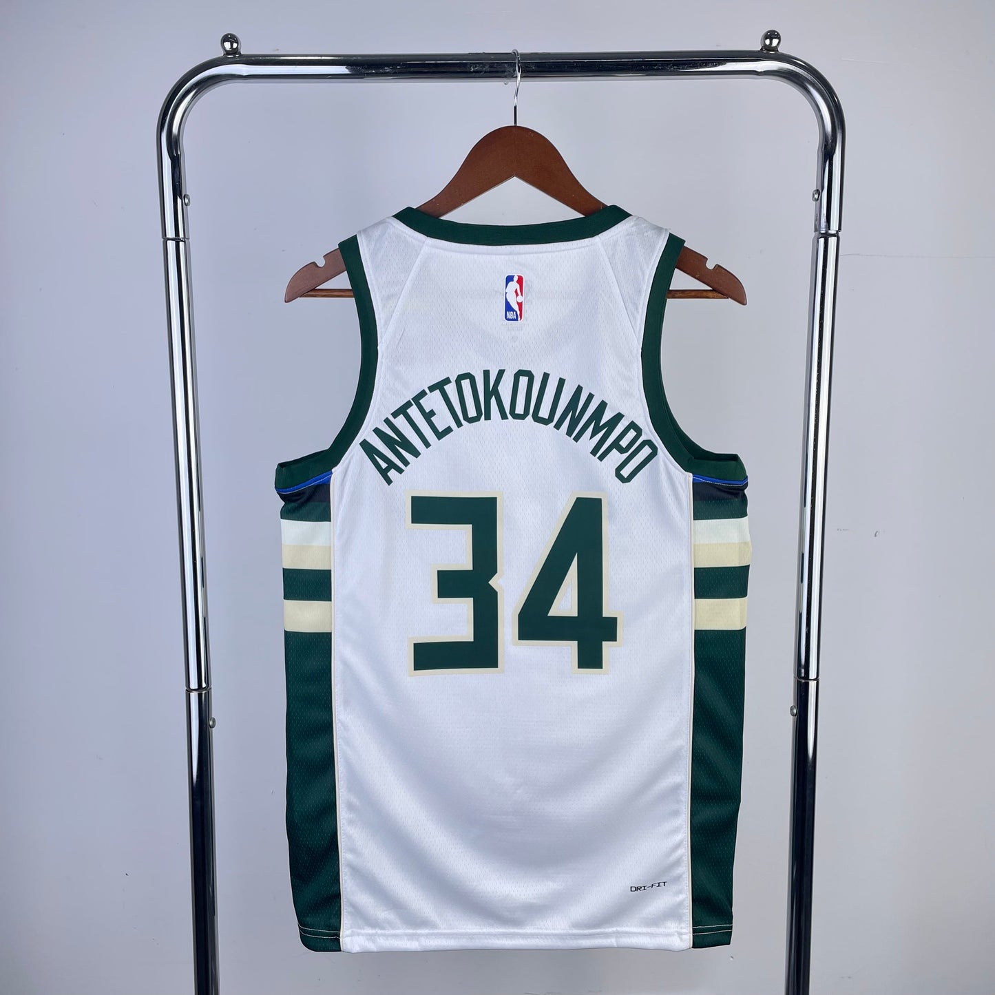 Milwaukee Bucks Visitante 24/25