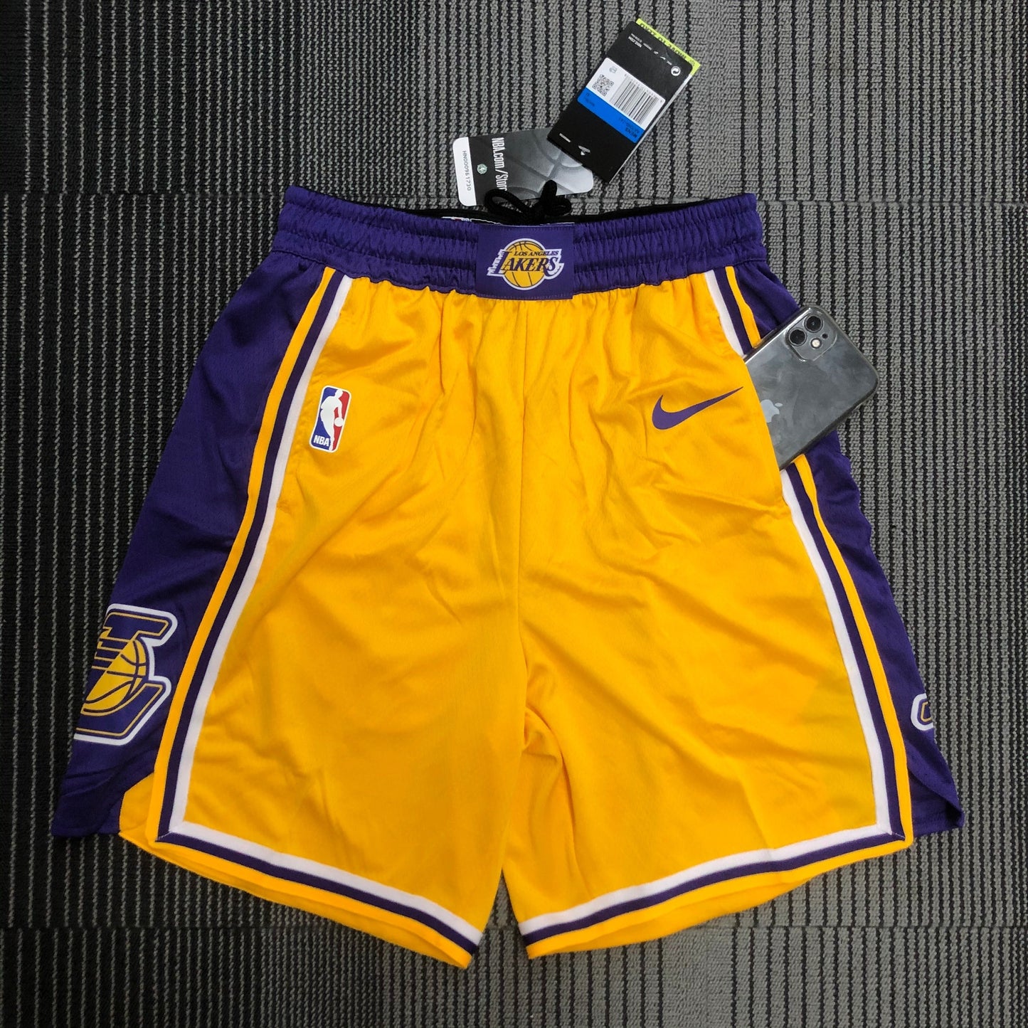 Short Los Angeles Lakers Local 24/25