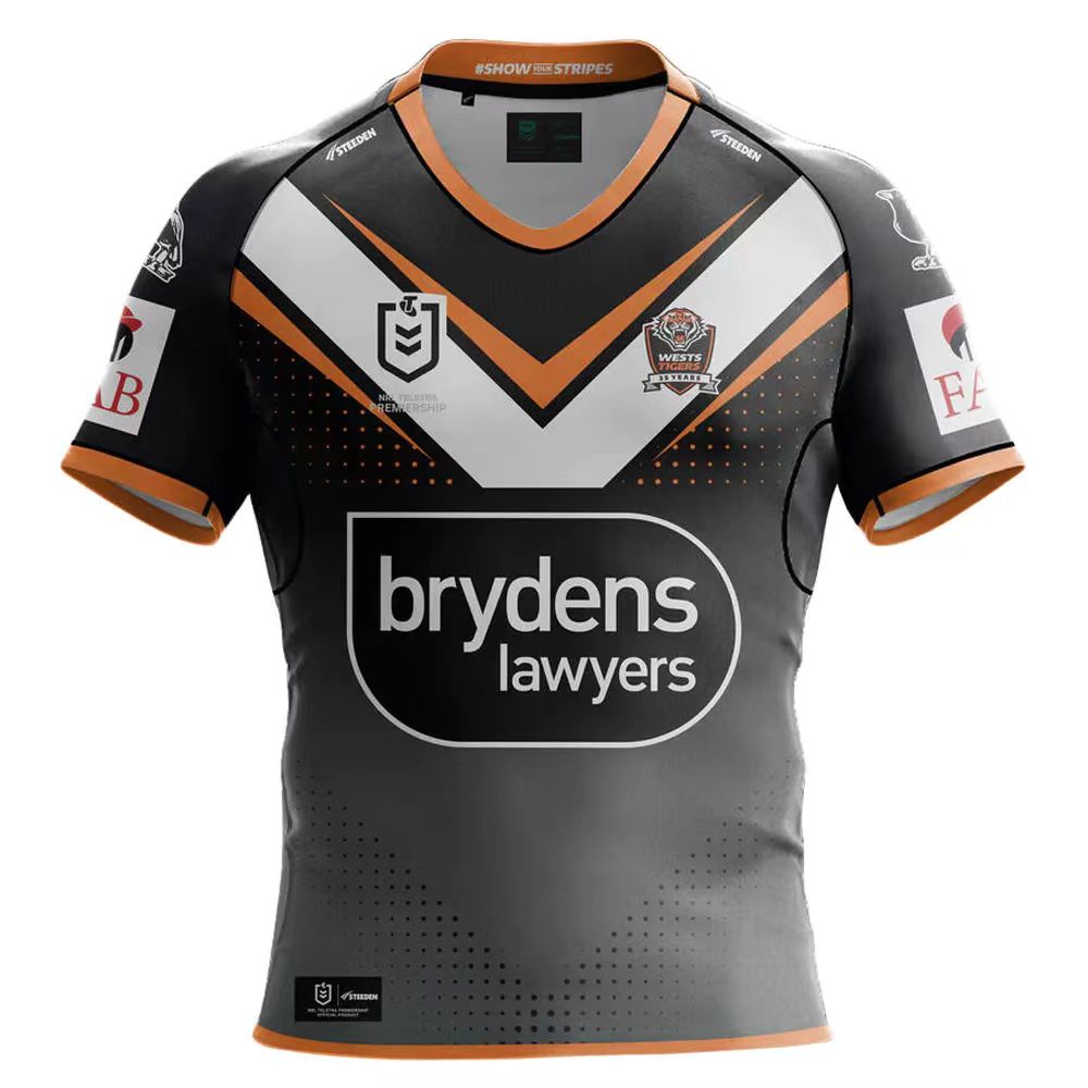 Camiseta Rugby Wests Tigers local 2024 vista sobre fondo blanco