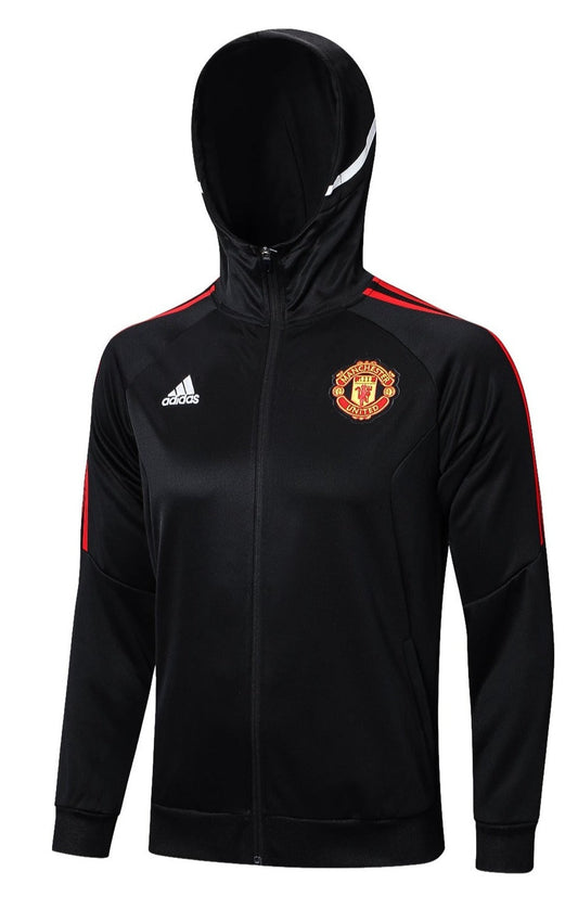 Campera Manchester United 2023/2024 vista sobre fondo blanco