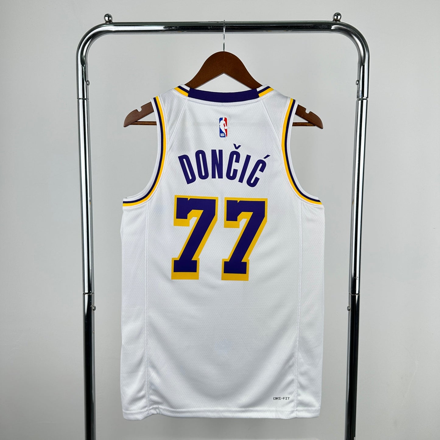 Los Angeles Lakers Visitante 24/25