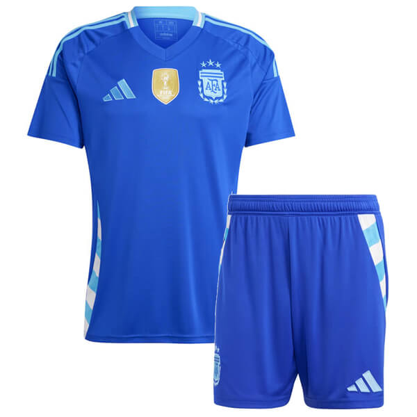 Camiseta + short Argentina alternativa 2024/2025 - NIÑOS vista sobre fondo blanco
