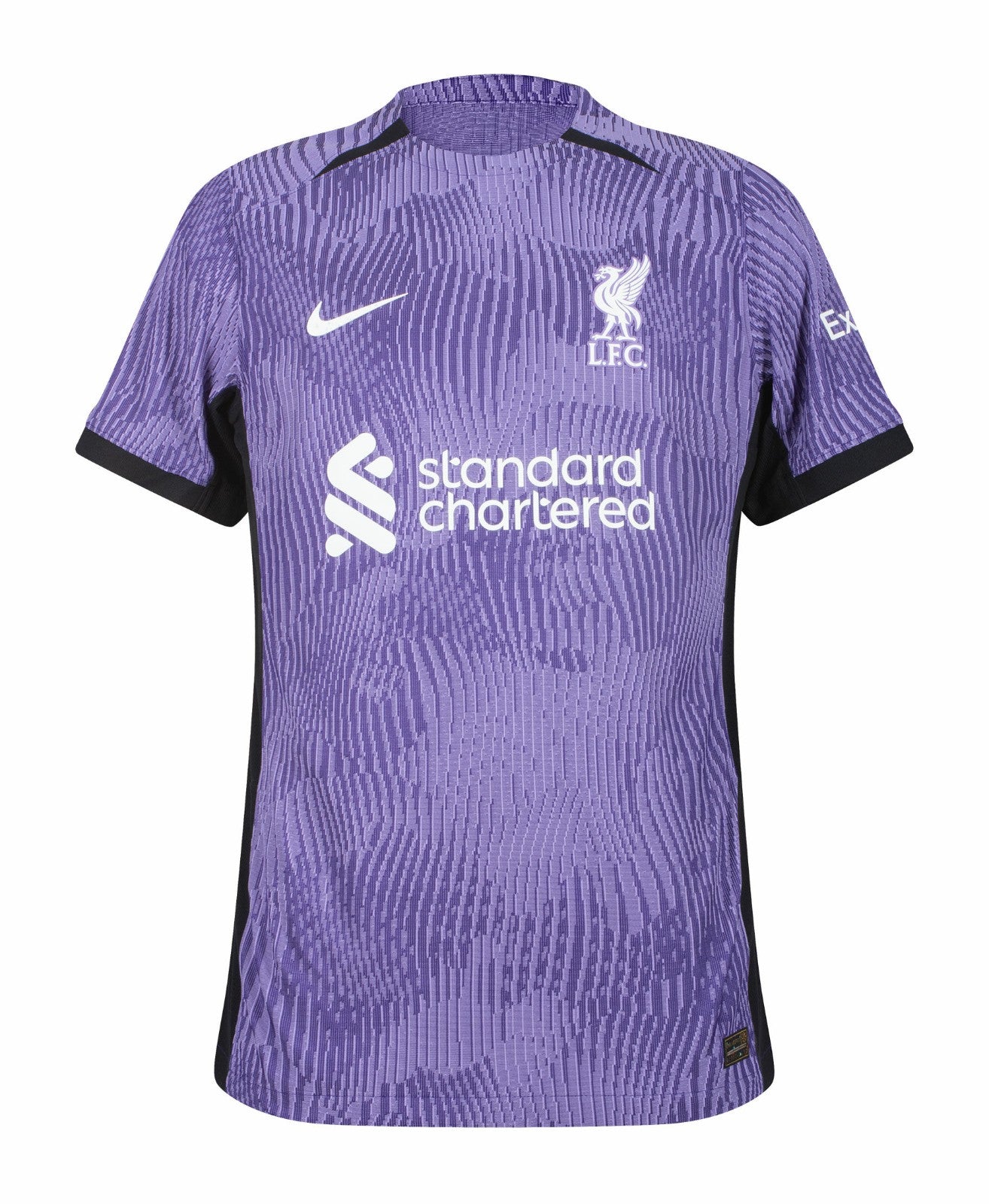 Camiseta Liverpool tercera 2023/2024 vista sobre fondo blanco
