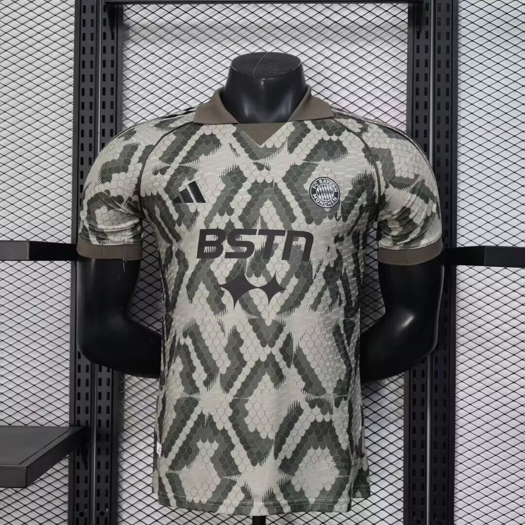 Version Jugador Bayern Munich Especial Camiseta 2025/2026