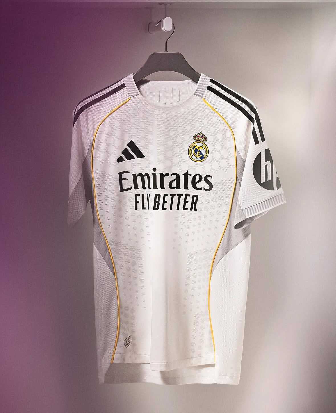 Camiseta Real Madrid Local VALVERDE #8 2025/26