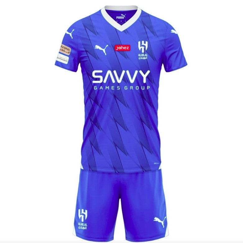 Camiseta + short Al-Hilal 2023/2024- NIÑOS vista sobre fondo blanco