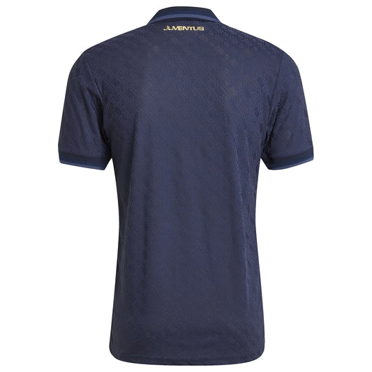 Camiseta Juventus tercera 2024/2025 vista sobre fondo blanco