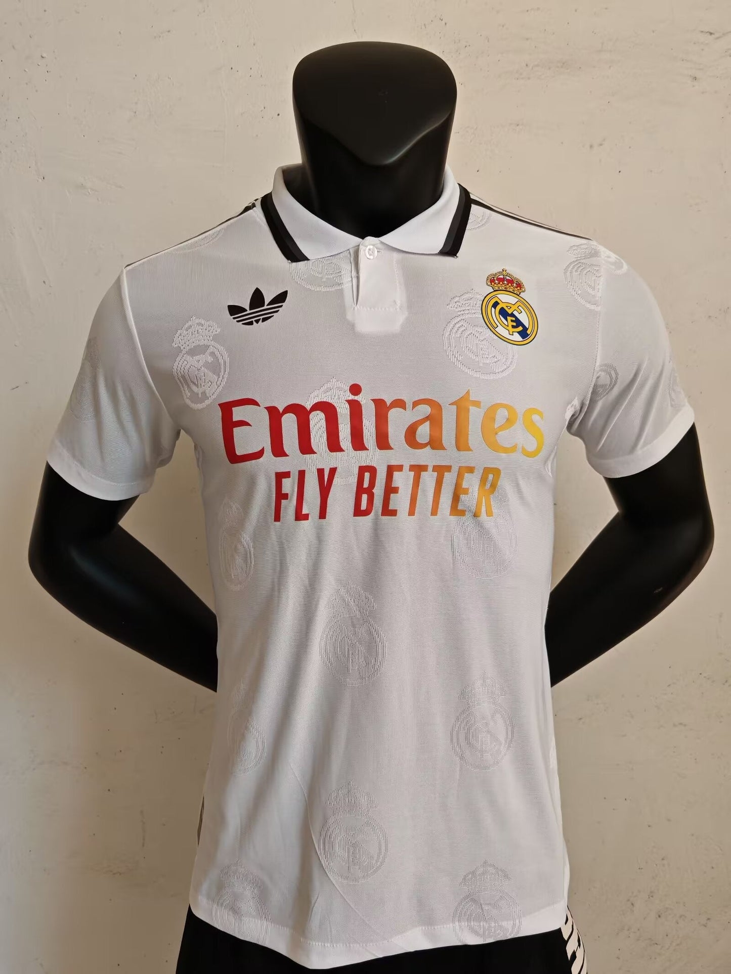 Version Jugador Real Madrid Especial Camiseta 2025/2026
