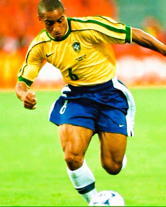Camiseta Retro CARLOS ROBERTO 1998-99 Brasil