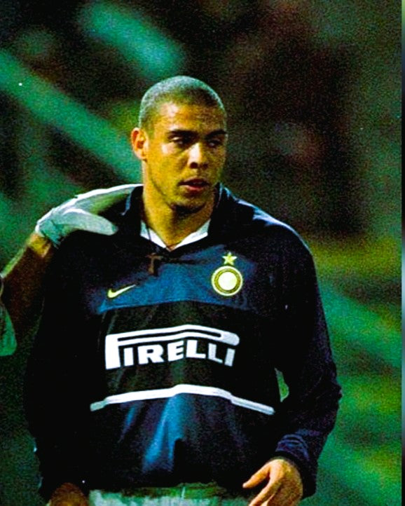 Camiseta Retro RONALDO 1998-99 Inter de Milan