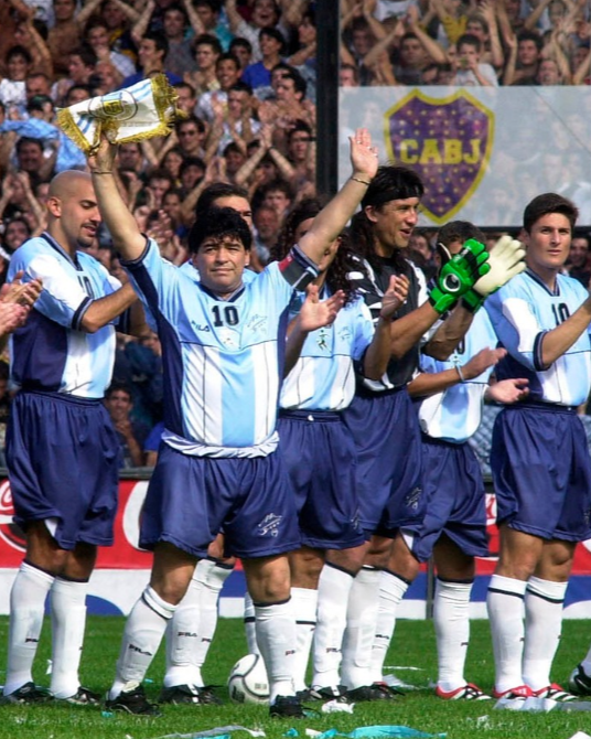 Camiseta Retro MARADONA DIEGO ARMANDO 2001-02 Argentina