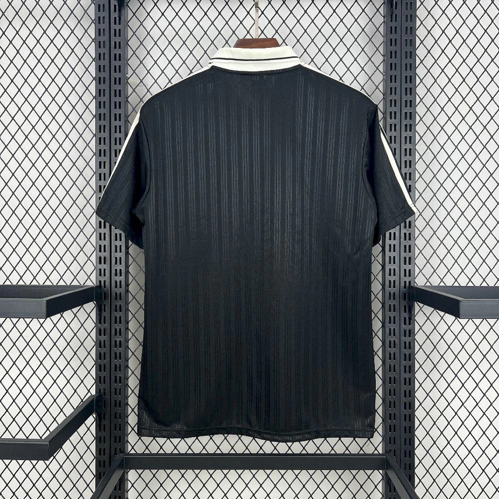 Oasis x Adidas Edicion Especial