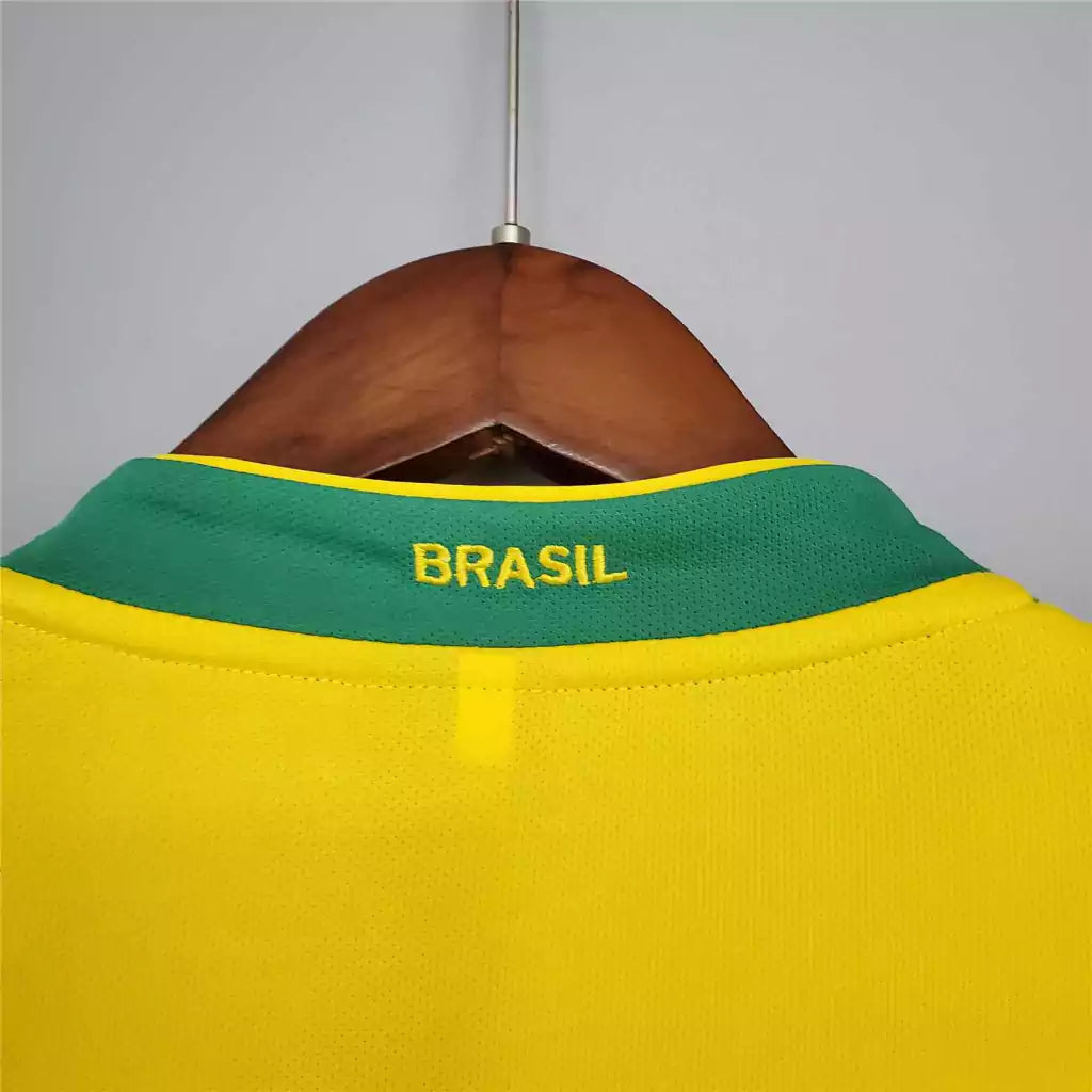 Camiseta Brasil local Retro 2006