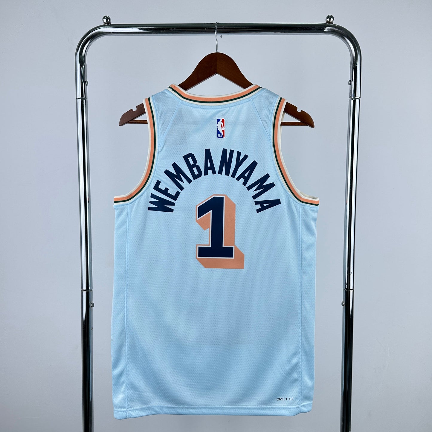San Antonio Spurs Alternativa 24/25