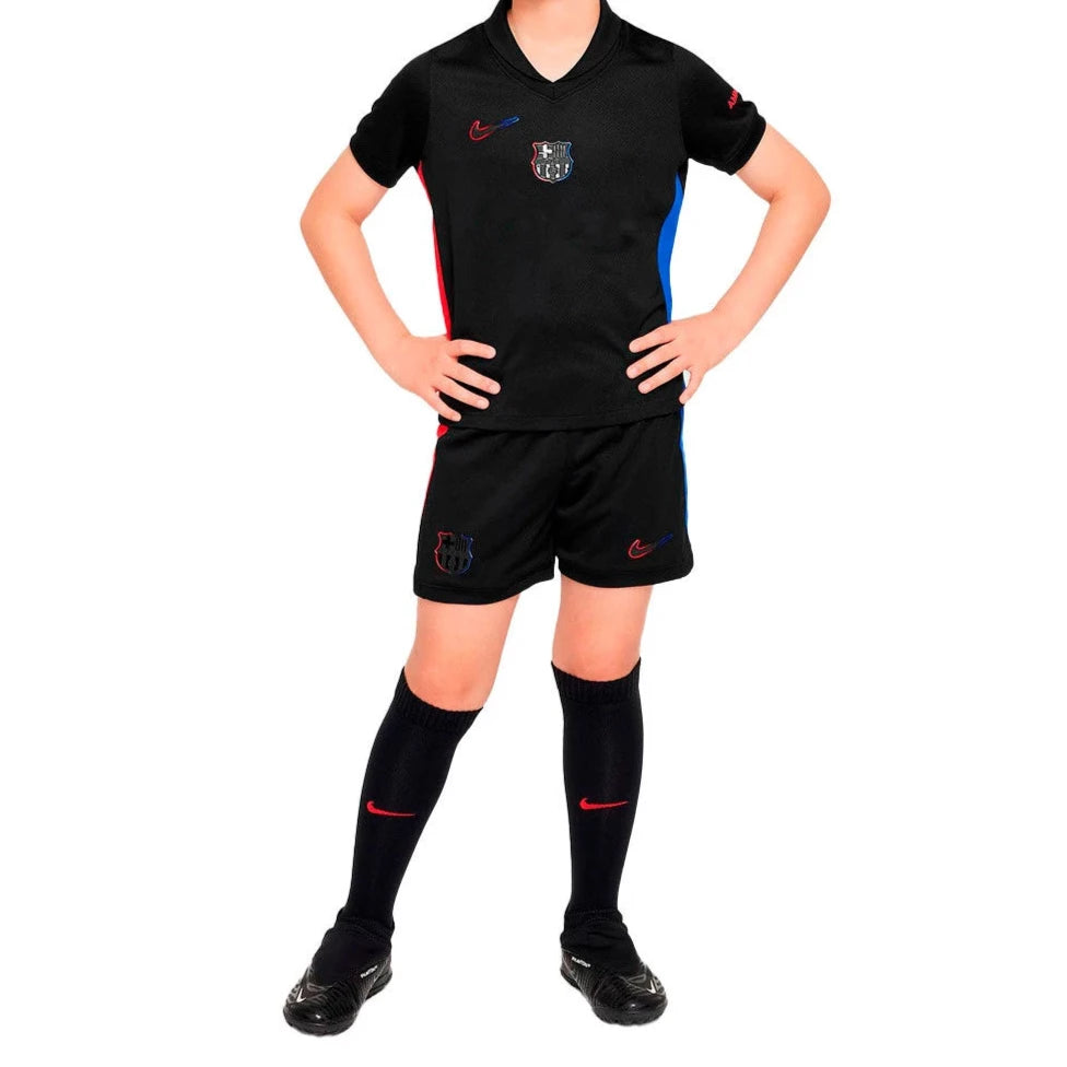 Camiseta + short Barcelona alternativa 2024/2025 - NIÑOS vista sobre fondo blanco