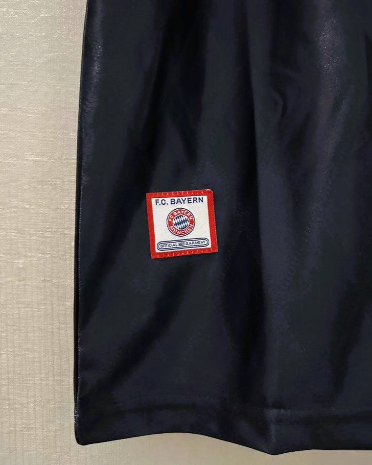 Camiseta Retro ELBER GIOVANE 1998-99 Bayern Munich