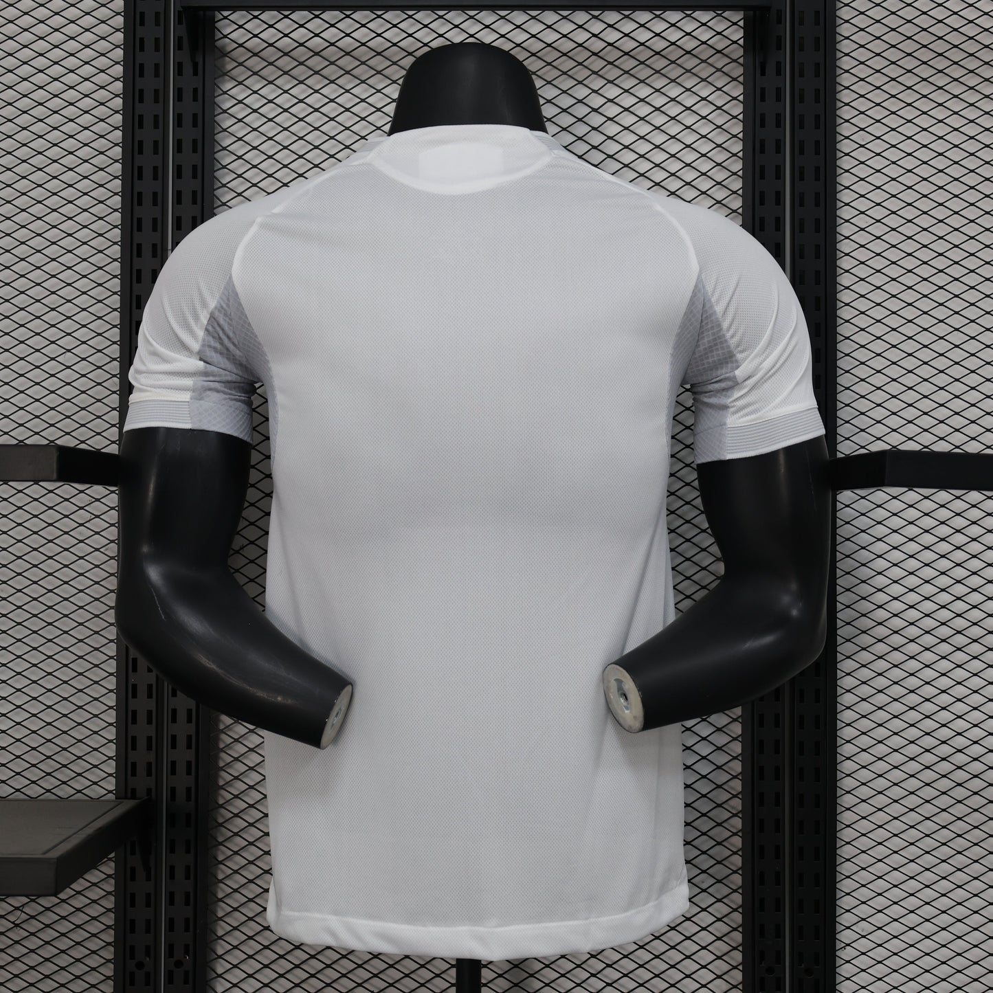 Camiseta Local Real Madrid Versión Jugador 25/26