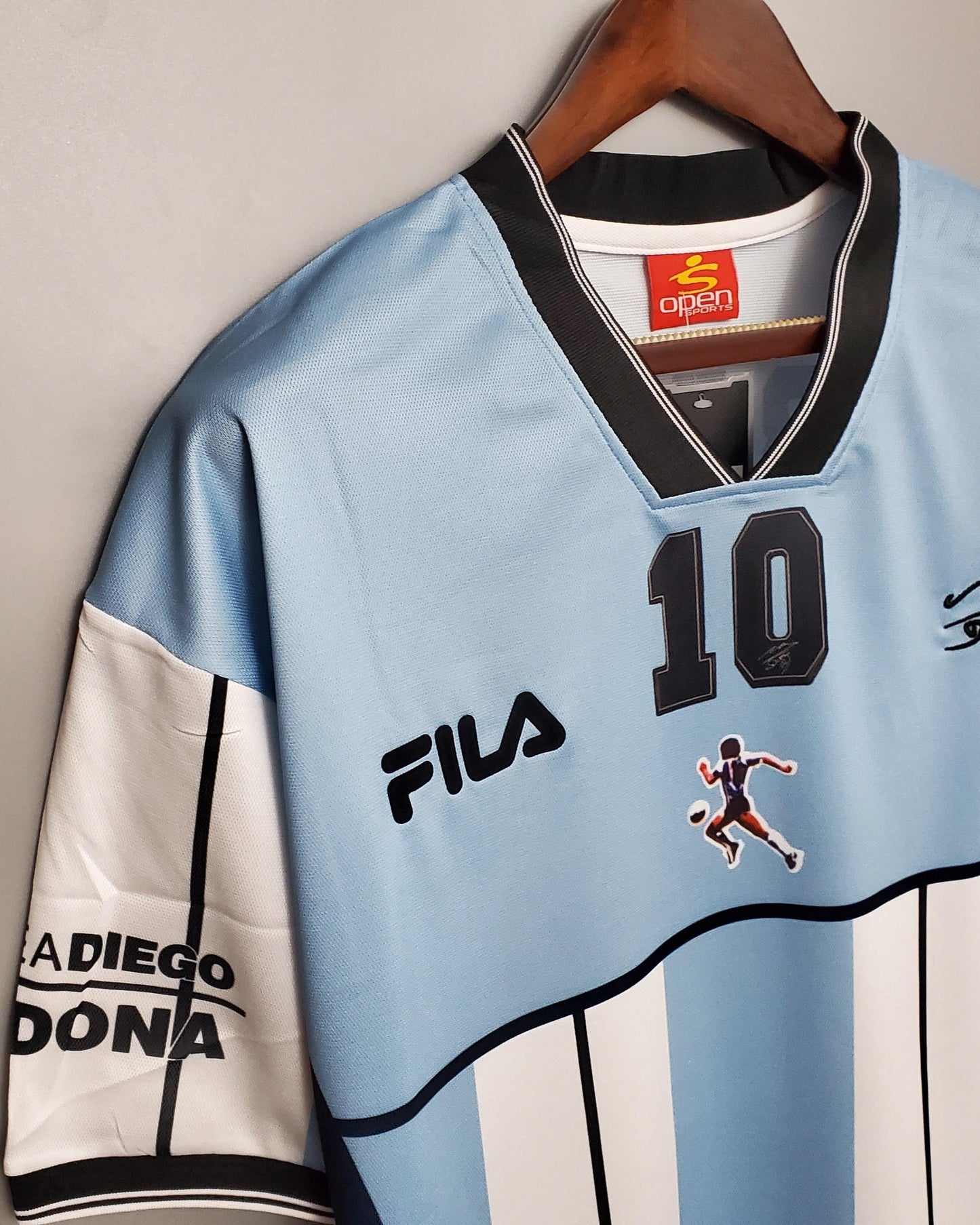Camiseta Retro MARADONA DIEGO ARMANDO 2001-02 Argentina
