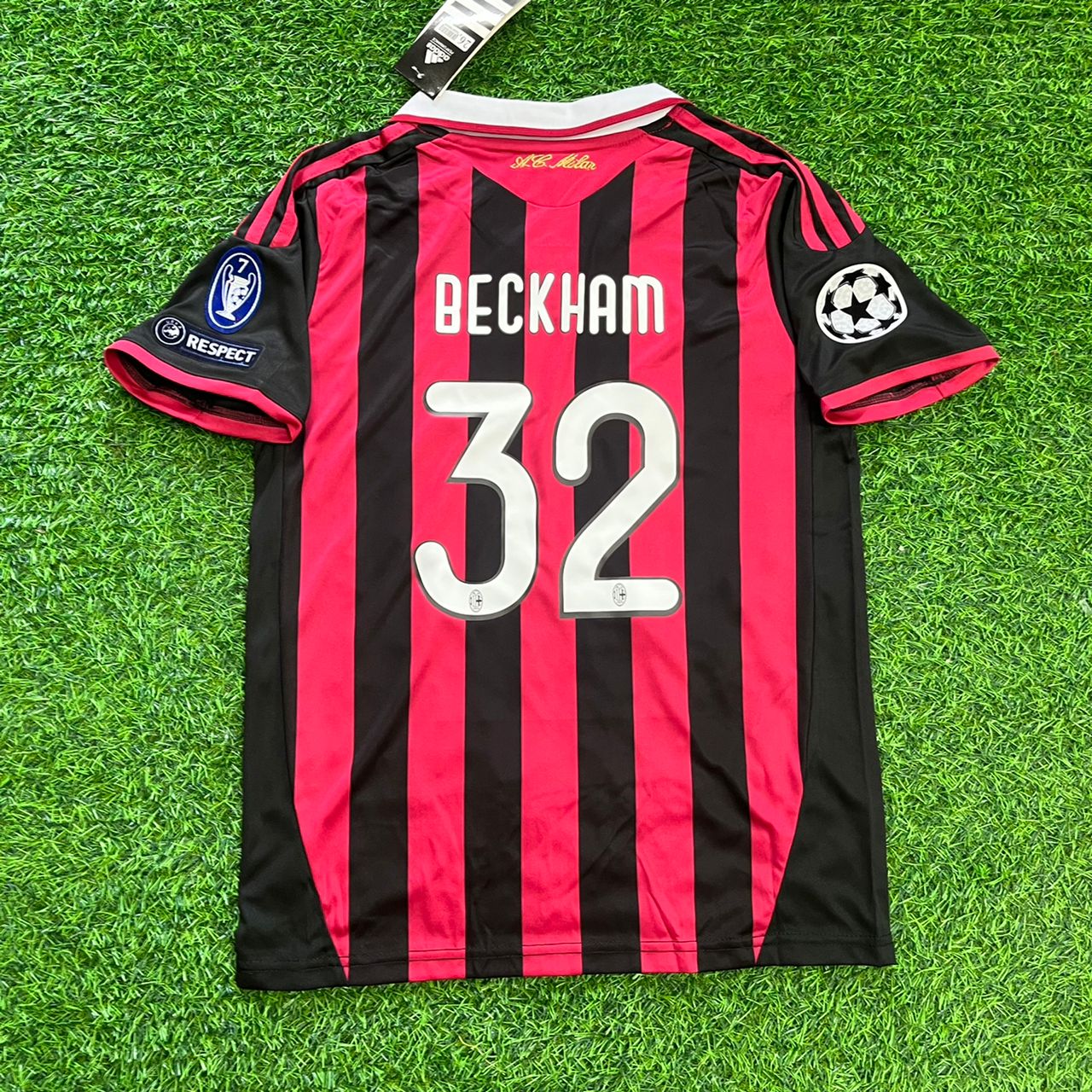 Camiseta Retro BECKHAM DAVID 2009-10 AC Milan + Parches CL