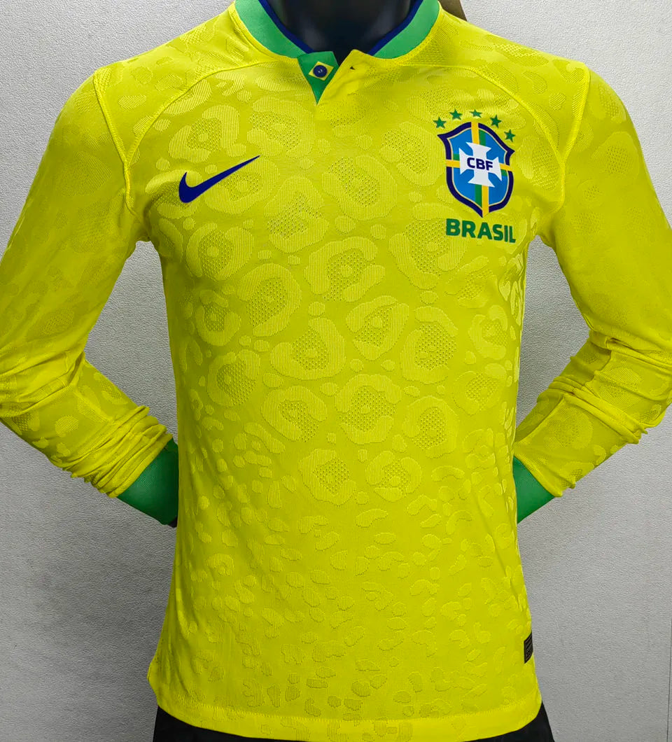 Camiseta retro Brasil Local Versión Jugador - Manga larga 2022/2023