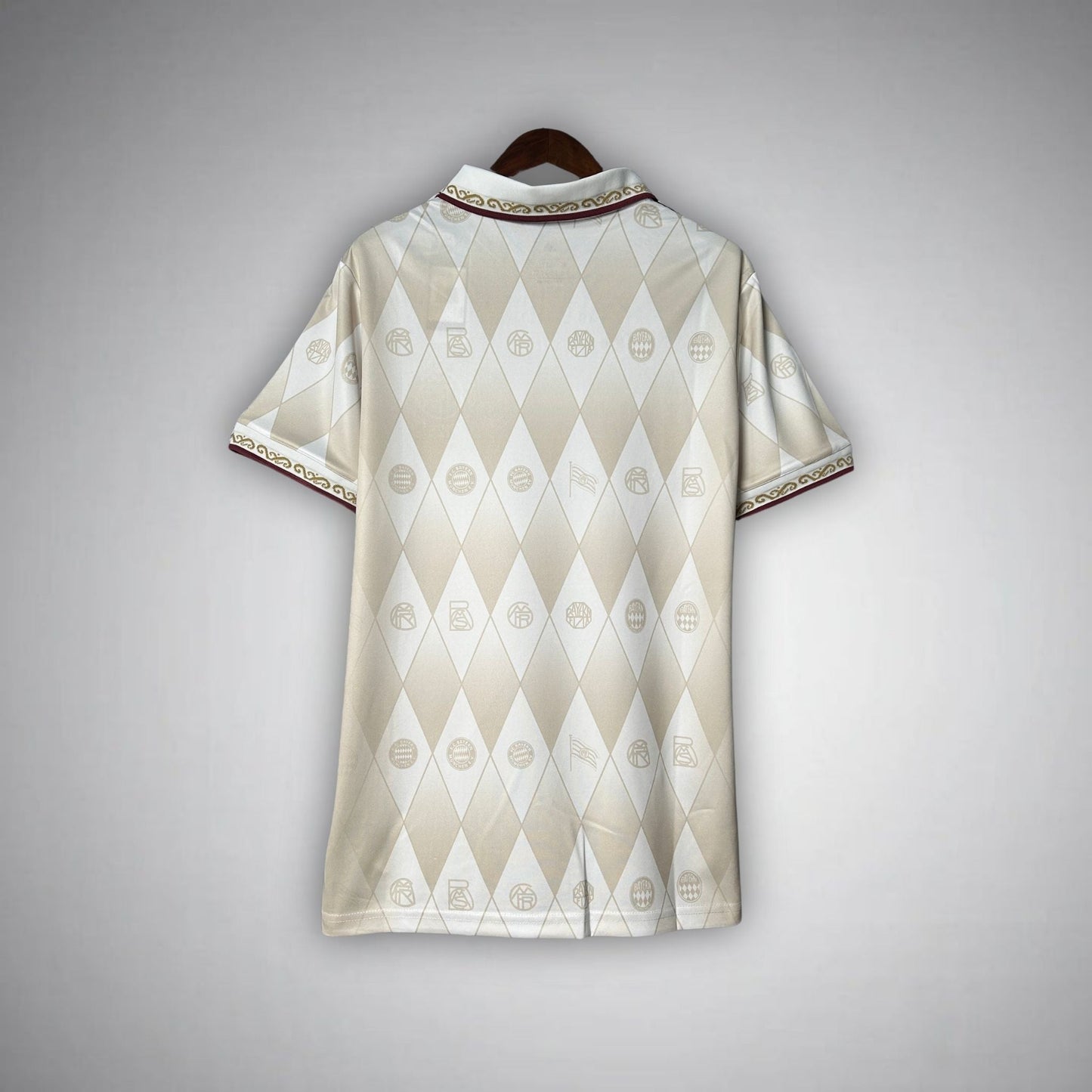 Camiseta FC Bayern "Die Krone" Ed. Especial