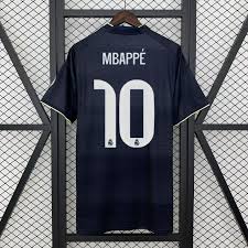 Kit NIÑOS MBAPPÉ Real Madrid Visitante - 2025/26