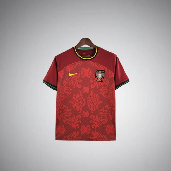 Camiseta Portugal "Vermelho Fado" Ed. Especial