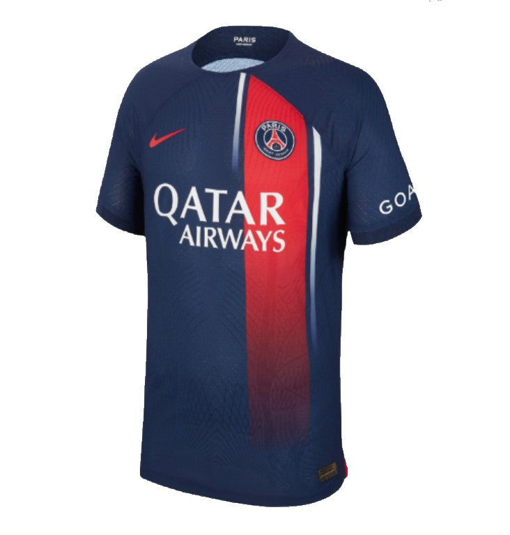 Camiseta PSG local 2023/2024 vista sobre fondo blanco