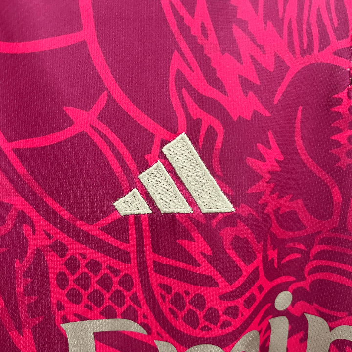 Camiseta Real Madrid "Dragón De Fuego" Ed. Especial