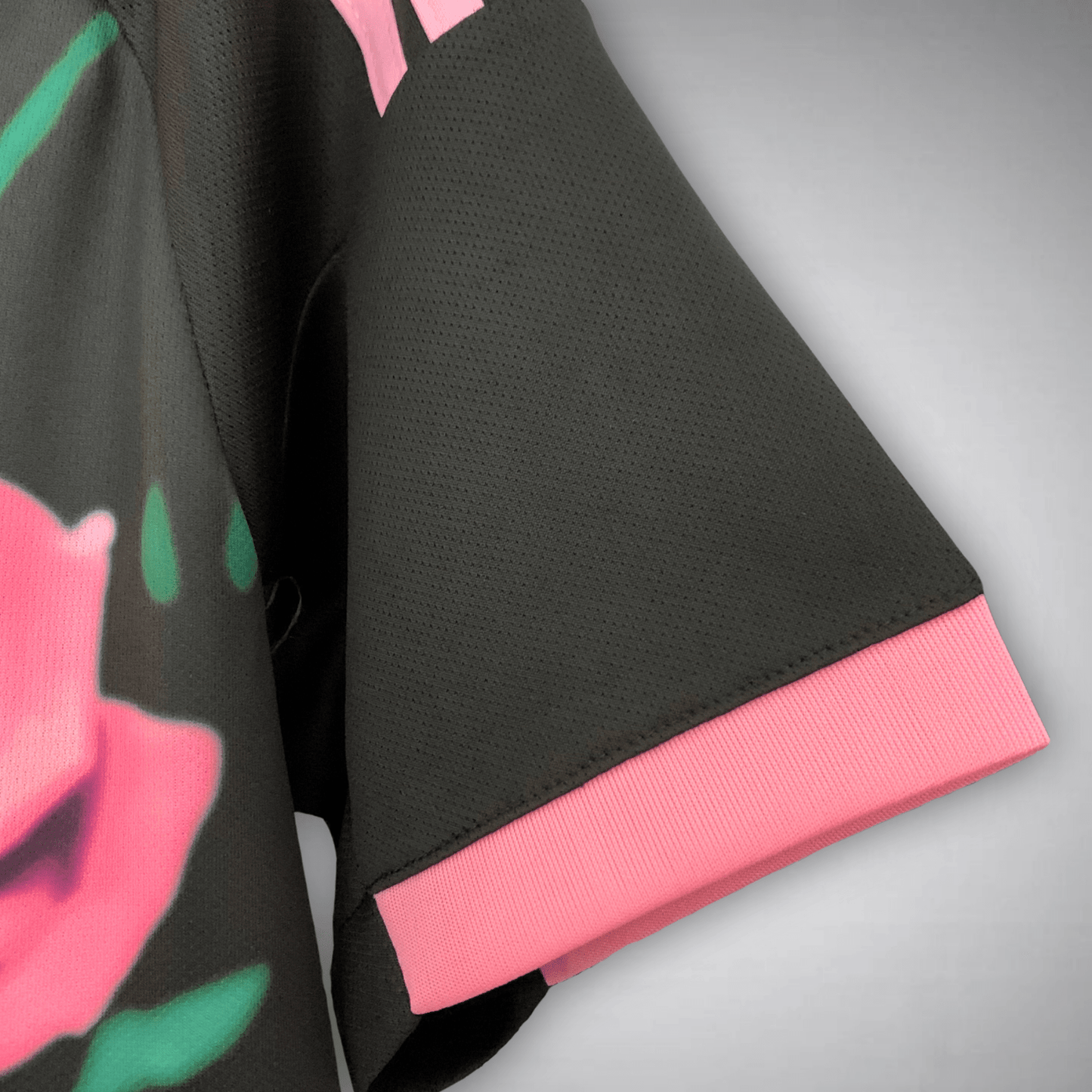 Camiseta Real Madrid "Pink Kingsnake" Ed. Especial Kit